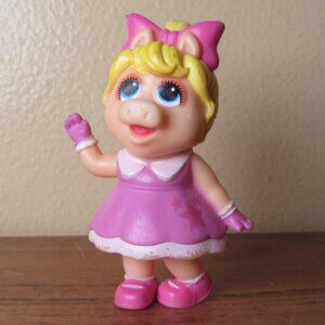 muppet babies miss piggy figure cake topper (W6386)